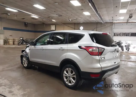 2017 Ford Escape Se из США, поврежденный, VIN 1FMCU9GD7HUE81797
